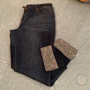 Blue savvy jeans with pearl studs